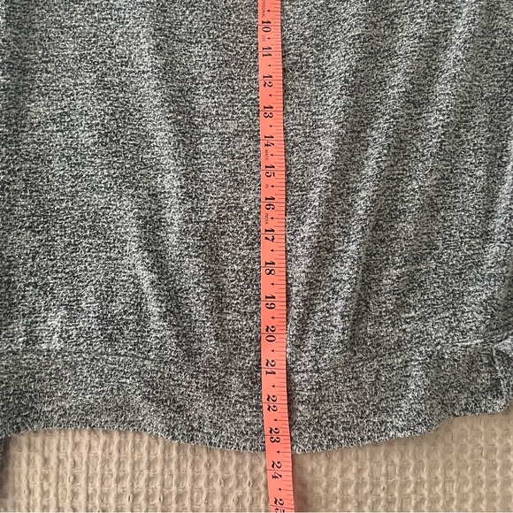 CHAMPION | Heather Grey Open Back Workout Long Sleeve Top with Thumb Holes - Picture 5 of 10